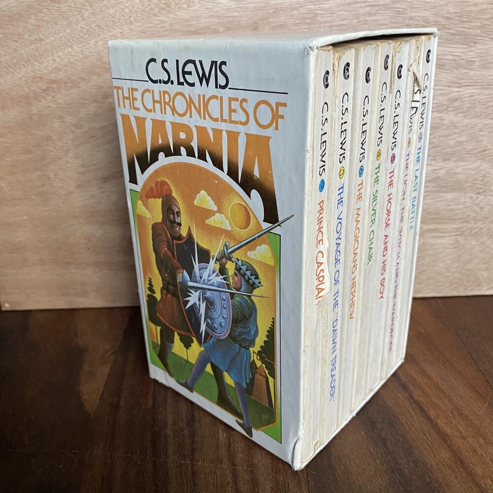 The Chronicles of Narnia By C.S. Lewis 7 Book Fantasy Box Set 1970's Vintage